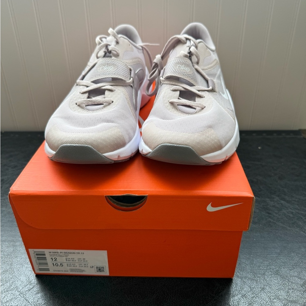 Nike Women's In-Season TR 13 - Picture 2 of 6